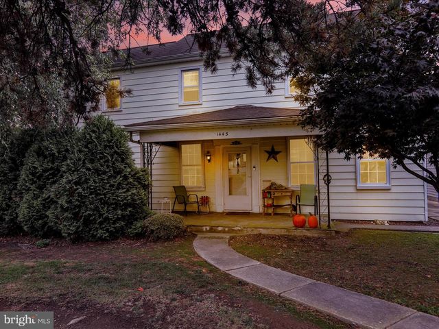 1443 SHUMAKER RD, Manheim, PA 17545