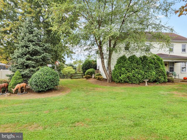 1443 SHUMAKER RD, Manheim, PA 17545