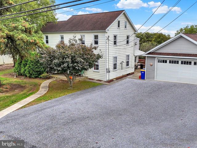 1443 SHUMAKER RD, Manheim, PA 17545
