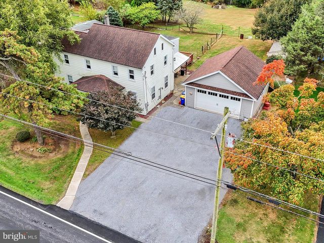 1443 SHUMAKER RD, Manheim, PA 17545