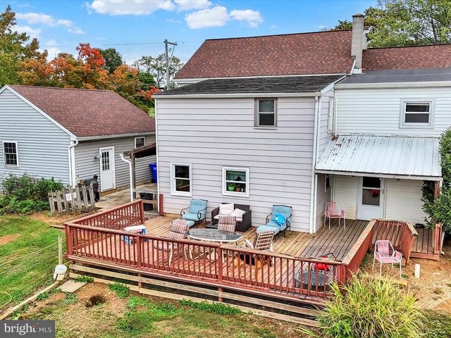 1443 SHUMAKER RD, Manheim, PA 17545