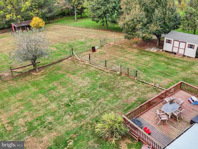 1443 SHUMAKER RD, Manheim, PA 17545