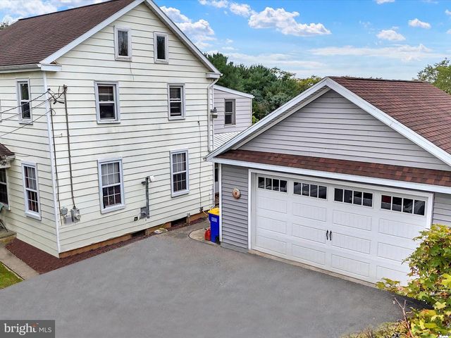 1443 SHUMAKER RD, Manheim, PA 17545