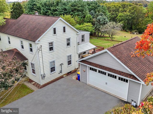 1443 SHUMAKER RD, Manheim, PA 17545