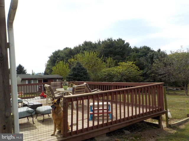 1443 SHUMAKER RD, Manheim, PA 17545