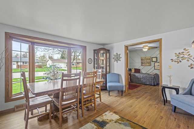 1698 NANCY AVENUE, Green Bay, WI 54303