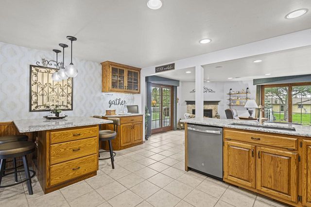 1698 NANCY AVENUE, Green Bay, WI 54303
