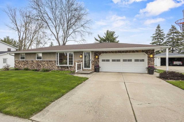 1698 NANCY AVENUE, Green Bay, WI 54303