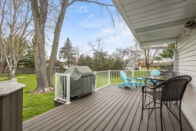 1698 NANCY AVENUE, Green Bay, WI 54303