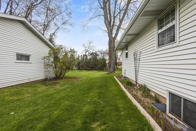 1698 NANCY AVENUE, Green Bay, WI 54303