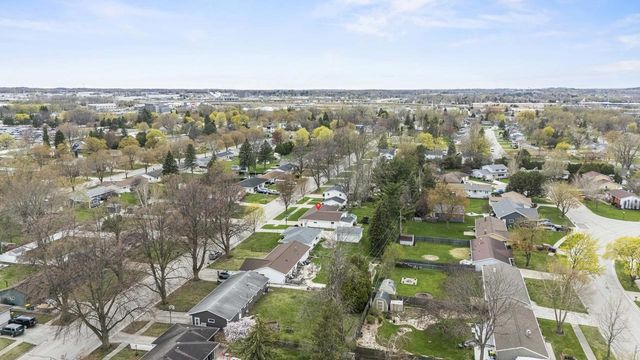 1698 NANCY AVENUE, Green Bay, WI 54303
