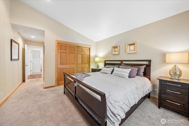 10315 Riviera Drive, Anderson Island, WA 98303