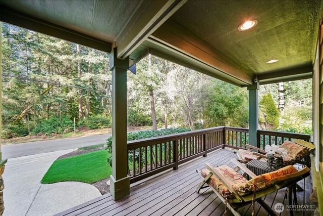 10315 Riviera Drive, Anderson Island, WA 98303