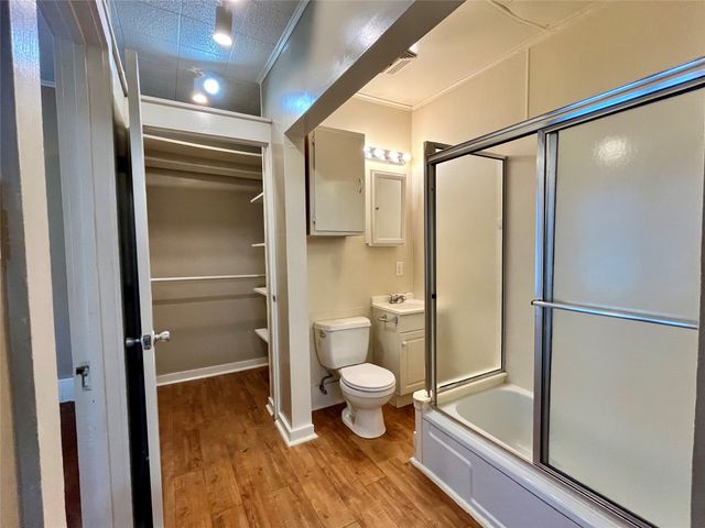 1002 Gregg Street CB, Denton, TX 76201