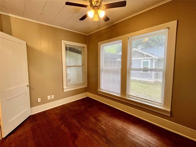 1002 Gregg Street CB, Denton, TX 76201