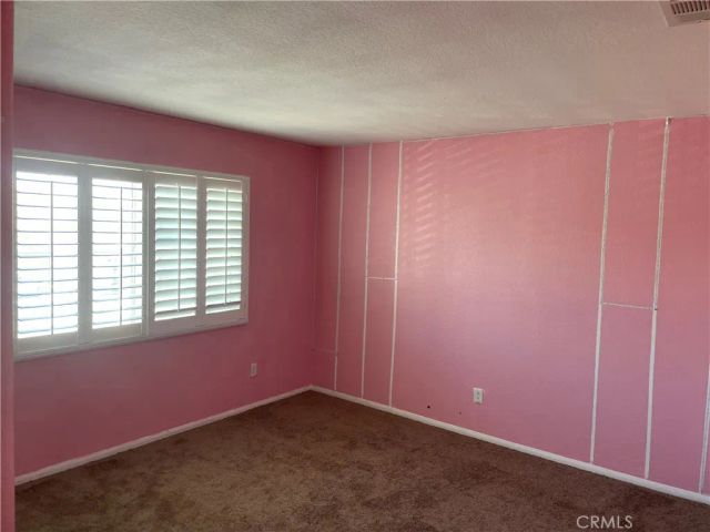 15058 Zircon, Victorville, CA 92394