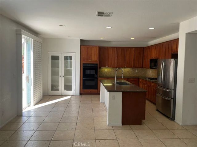 15058 Zircon, Victorville, CA 92394