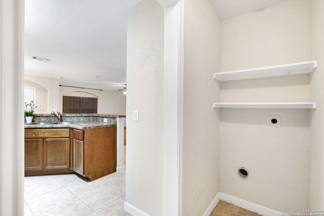 7323 Snowden Rd Apt 3108, San Antonio, TX 78240