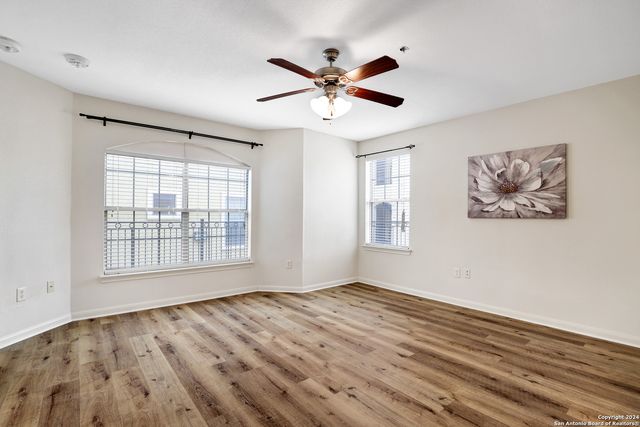 7323 Snowden Rd Apt 3108, San Antonio, TX 78240