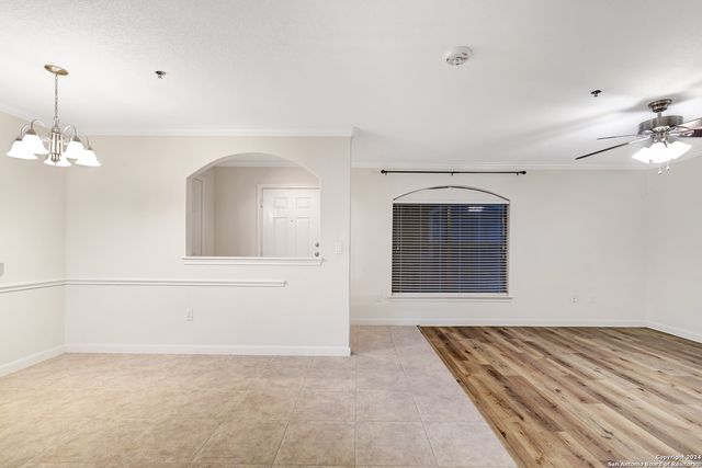 7323 Snowden Rd Apt 3108, San Antonio, TX 78240