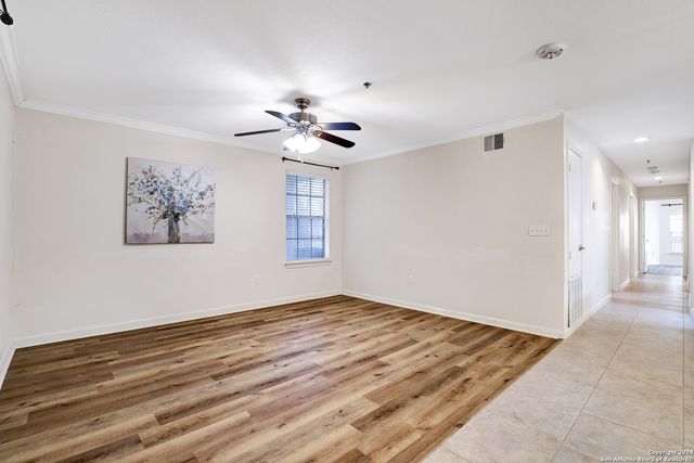 7323 Snowden Rd Apt 3108, San Antonio, TX 78240