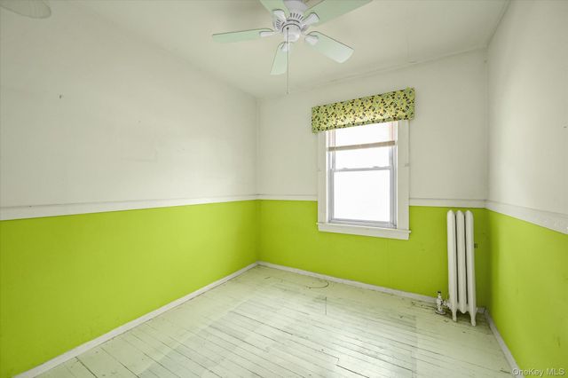 32-17 Murray Street, Flushing, NY 11354