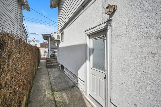 32-17 Murray Street, Flushing, NY 11354