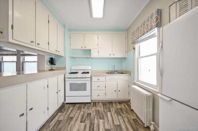 32-17 Murray Street, Flushing, NY 11354