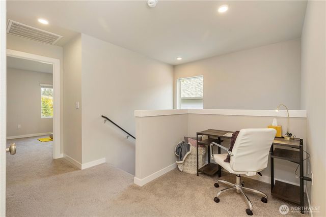 317 207th Street SE, Bothell, WA 98012