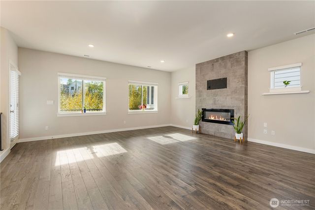 317 207th Street SE, Bothell, WA 98012