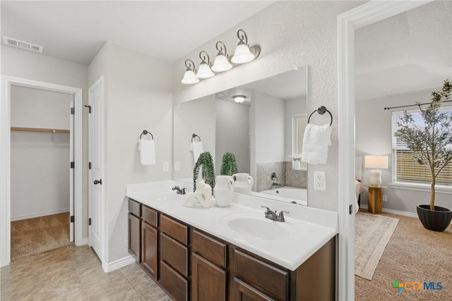 9807 Kaitlyn Drive, Killeen, TX 76542