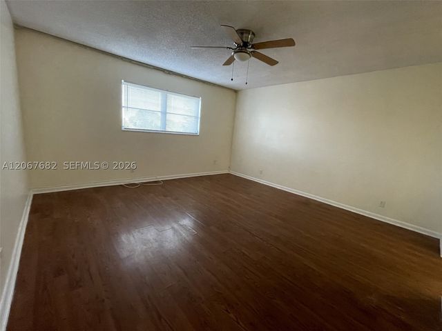 2061 NW 47th Ter 306, Lauderhill, FL 33313