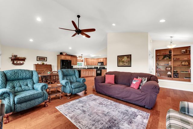 160 Hill Drive, Branson, MO 65616