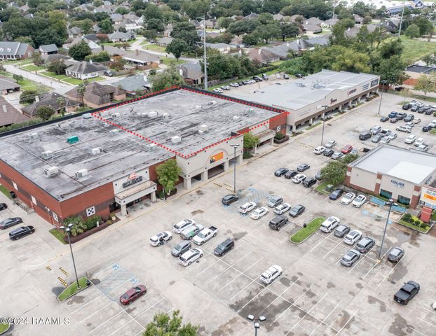 3814 Ambassador Caffery Parkway A, Lafayette, LA 70503