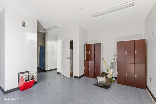 3814 Ambassador Caffery Parkway A, Lafayette, LA 70503