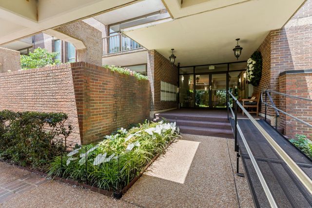 135 Harpeth Trace Smt, Nashville, TN 37221