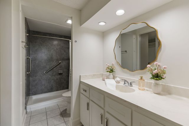 135 Harpeth Trace Smt, Nashville, TN 37221