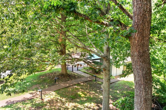 135 Harpeth Trace Smt, Nashville, TN 37221