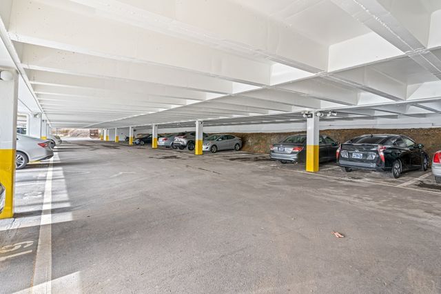 135 Harpeth Trace Smt, Nashville, TN 37221