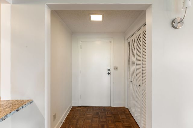 135 Harpeth Trace Smt, Nashville, TN 37221