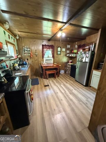 721 Glenn Ferry Road, Fair Play, SC 29643