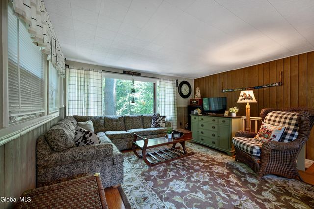 94 Sagamore Street, Lake Luzerne, NY 12846