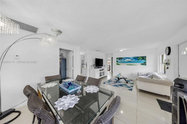 2411 Fletcher St, Hollywood, FL 33020