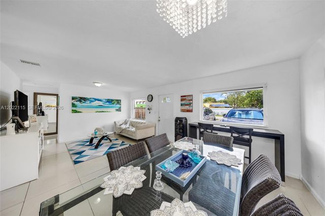 2411 Fletcher St, Hollywood, FL 33020