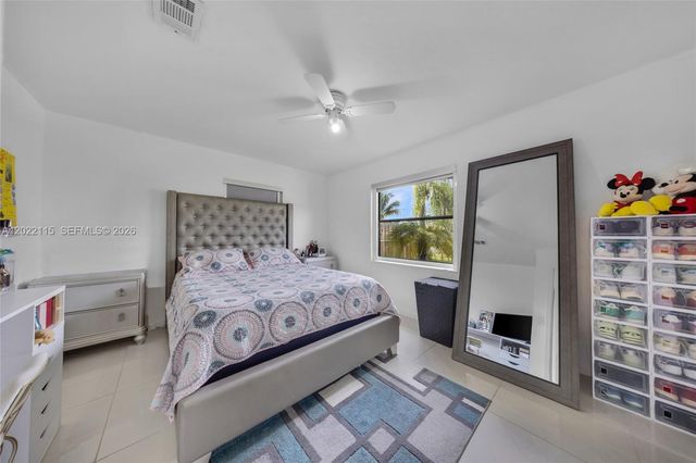 2411 Fletcher St, Hollywood, FL 33020
