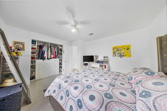 2411 Fletcher St, Hollywood, FL 33020