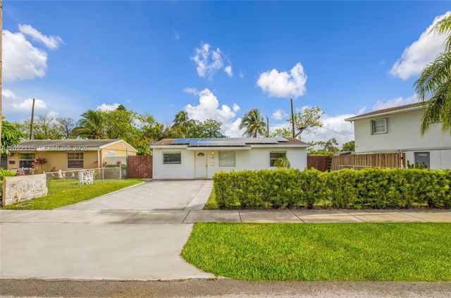 2411 Fletcher St, Hollywood, FL 33020
