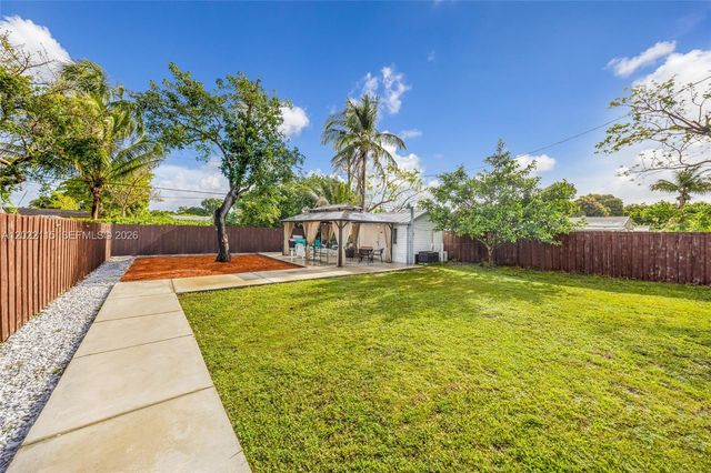 2411 Fletcher St, Hollywood, FL 33020