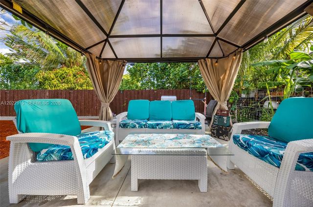 2411 Fletcher St, Hollywood, FL 33020