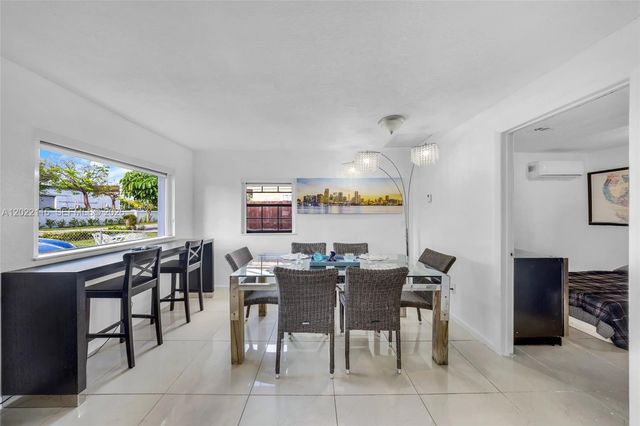 2411 Fletcher St, Hollywood, FL 33020